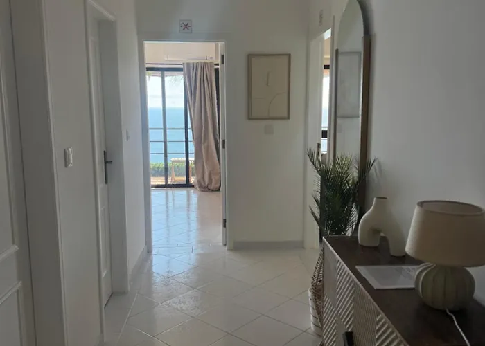 Comfort Viewpoint - Parking At Center