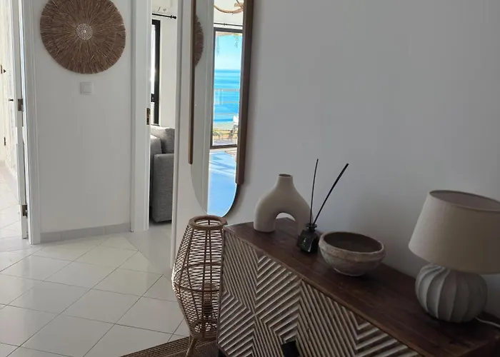 Διαμέρισμα Comfort Viewpoint - Parking At Center Σεσίμπρα